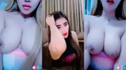 Miss Sasha Tante Toket Gede Bugil